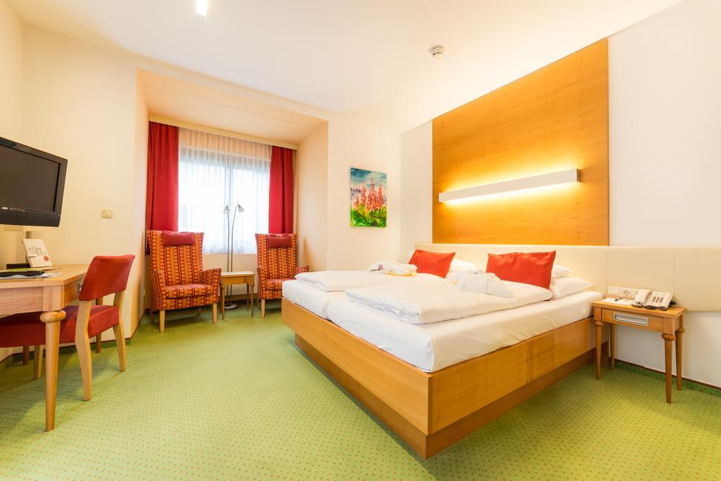 Vitalzeit Hotel Weber Bad Schönau Dış mekan fotoğraf