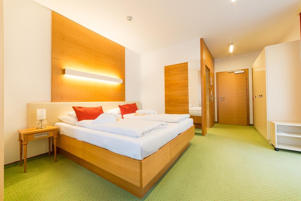 Vitalzeit Hotel Weber Bad Schönau Dış mekan fotoğraf